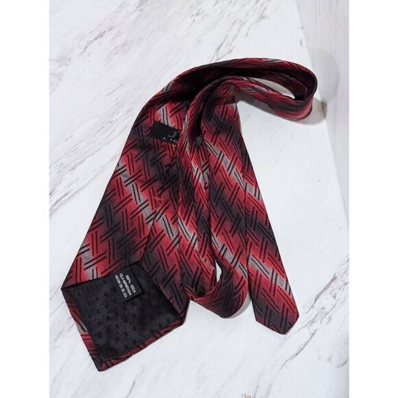 J. Ferrar Vintage Men's Red & Gray Striped Neck Tie - Picture 2 of 5